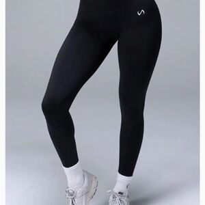 tlf apparel scrunch butt leggings